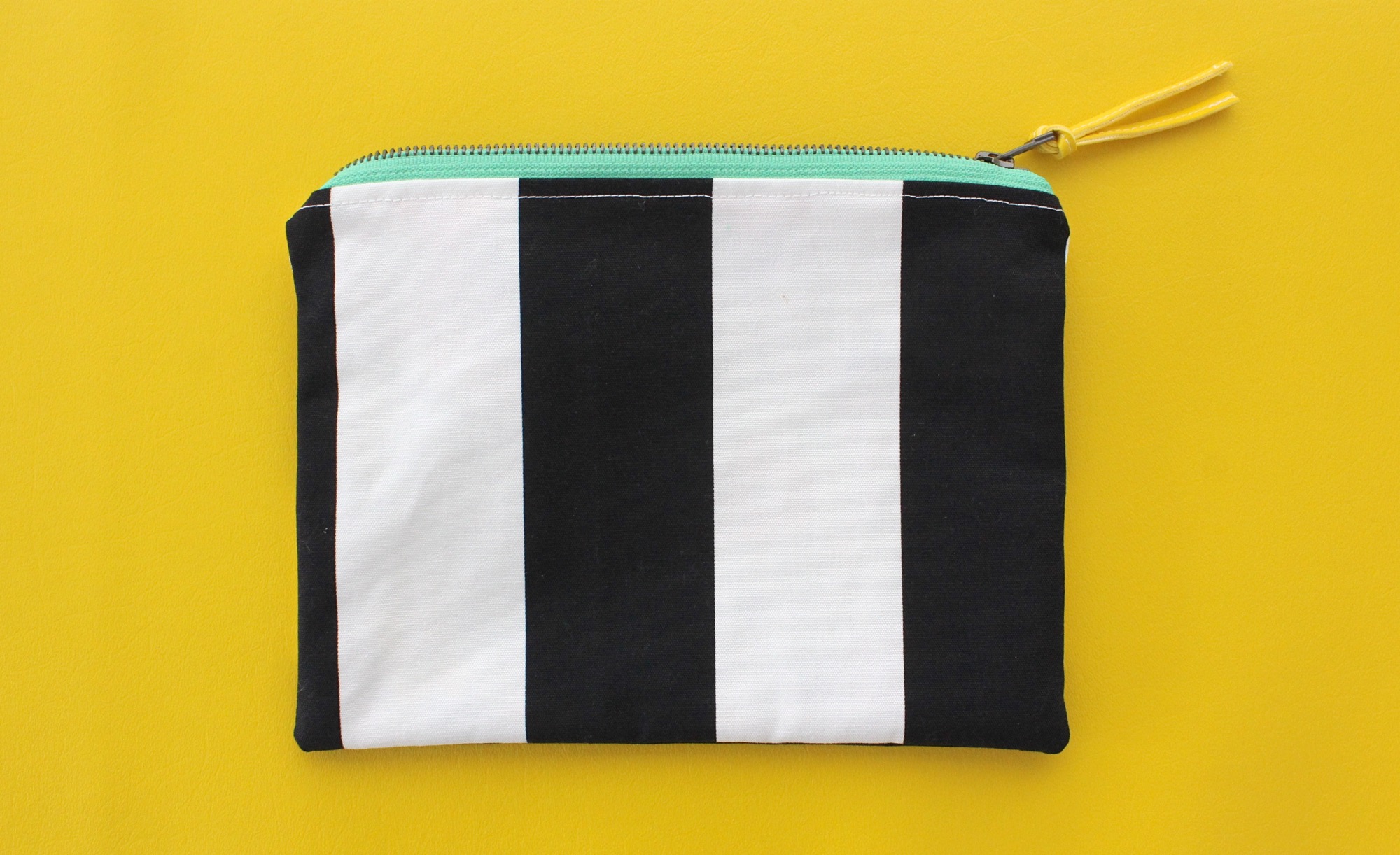 Coach Purse Bag Handbag Grey Black 9 inch small zip | eBay
